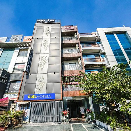 Fabhotel Prime Apple Tree Residency New Delhi Exteriör bild