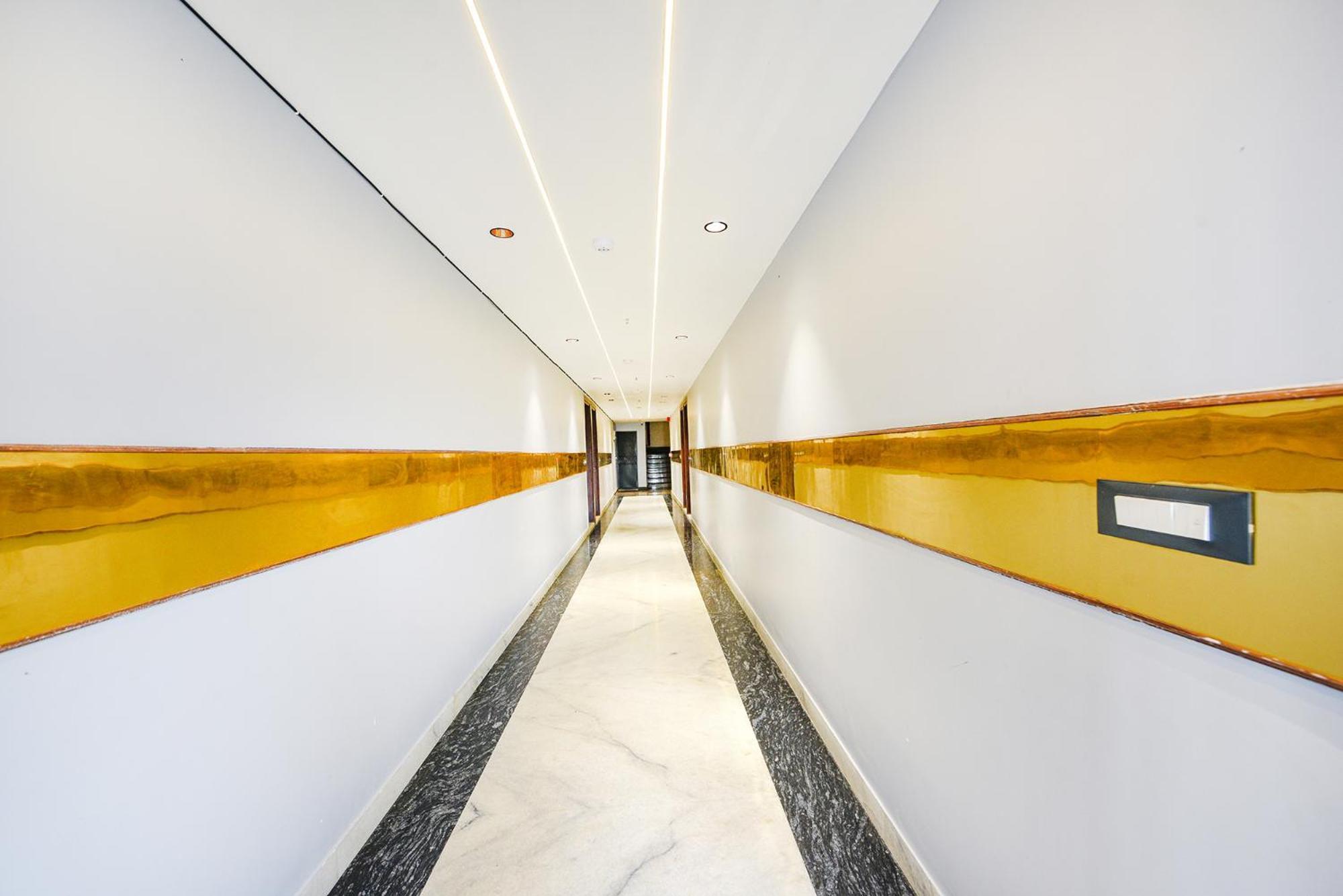 Fabhotel Prime Apple Tree Residency New Delhi Exteriör bild